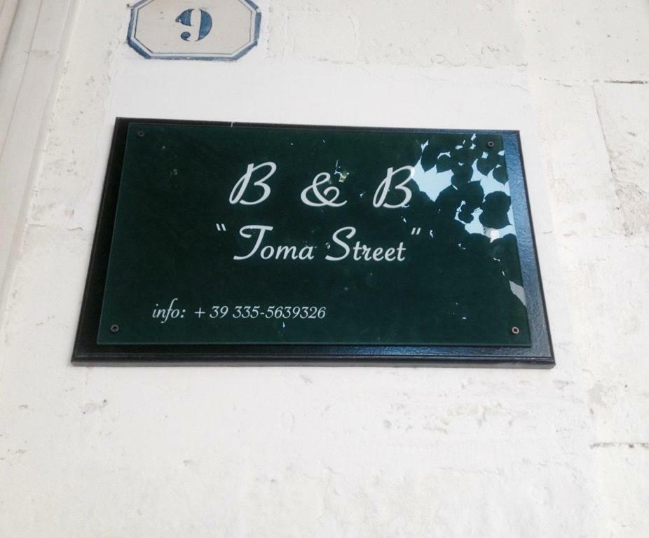 B&B Toma Street Lecce Bagian luar foto